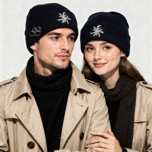 Gorro de algodón orgánico · Rosa de los Vientos & Eguzkilore Negro